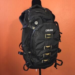 Camelbak Alpine Explorer Backpack 30L Black Survival Bag Hiking w/ 2 Bladders